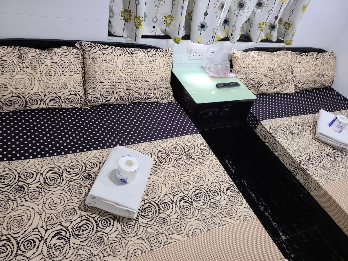 New Day Night Hostel Hongkong Exteriör bild